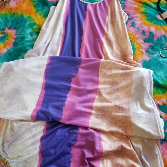 Adjustable strap maxi dress - Picture 2 of 2